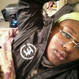 Meet your Posher, Kelee